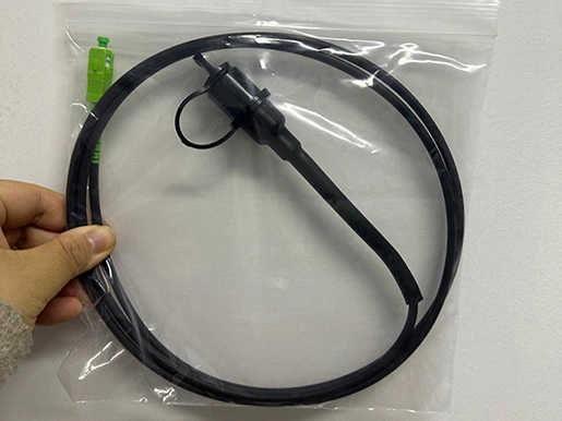 voorverbonden mini SC dropkabel met OptiTap-connector 03