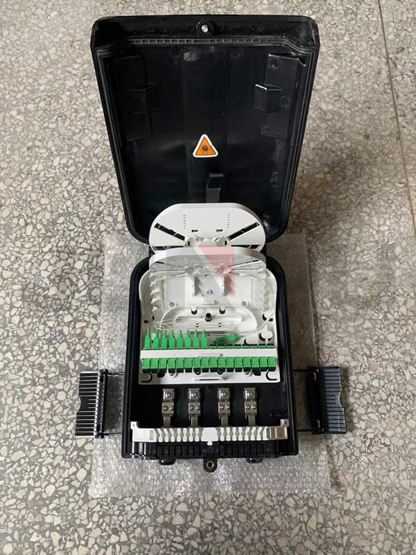 16 core fiber optic termination box 16-aderige glasvezelafsluitdoos